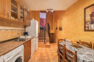 Kuchyň nebo kuchyňský kout v ubytování El Rellano