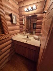 Koupelna v ubytování Prospector - Pigeon Forge