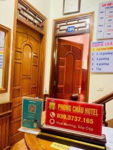 Certifikát, hodnocení, plakát nebo jiný dokument vystavený v ubytování Khách Sạn Phong Châu Sốp Cộp