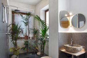 Bilik mandi di Edelweiss Alp Rooms +68 gambar