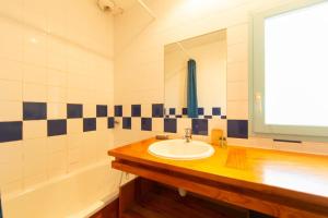 Phòng tắm tại Maisonnette St Brice 44 for 5 persons