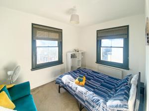 Fotografie z fotogalerie ubytování Charming 2BD Mins From Station v destinaci Northfleet + 18 fotografií