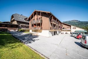 Nespecifikovaný výhled na hory nebo výhled na hory při pohledu z apartmánu