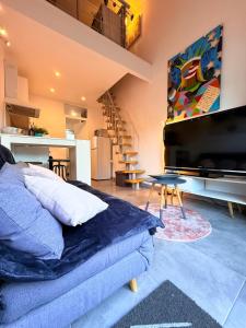 Χώρος καθιστικού στο Cozy & elegant, proche de Martigues