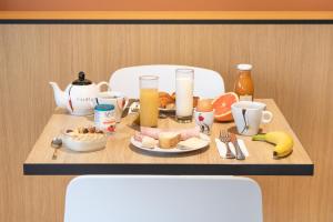 Đồ ăn tại/gần khách sạn +33 ảnh