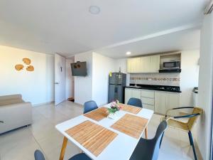 Φωτογραφία από το άλμπουμ του Olas Caribe 401 σε Covenas