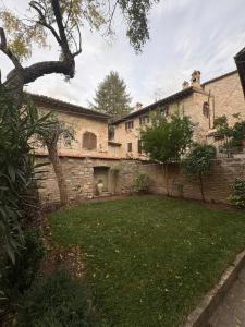 Κήπος έξω από το Il giardino di Chiara