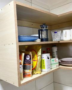 Η κουζίνα ή μικρή κουζίνα στο Fal's Guesthouse +5 φωτογραφίες