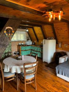 Gallery image of Chalé Lua de Mel in Rio Negrinho