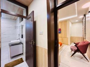 Kupatilo u objektu The Four Seasons Resort - A Top Rated Luxury Property Nainital +45 fotografija