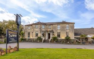 El edificio en el que está el motel