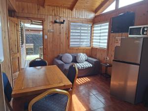 Η κουζίνα ή μικρή κουζίνα στο Cáhuil Cabañas Central