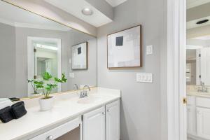 Ảnh trong thư viện ảnh của HotTub, FirePit, Basketball, 15 Min To Sedgefield ở Greensboro +61 ảnh