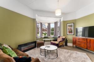 Μια τηλεόραση ή/και κέντρο ψυχαγωγίας στο The Homestead at Milburn