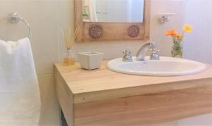 Koupelna v ubytování Boutique Vineyard and Wine Lodge + 22 fotografií