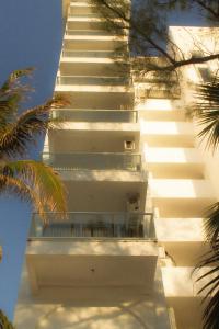 Το κτήριο όπου στεγάζεται  το ξενοδοχείο διαμερισμάτων