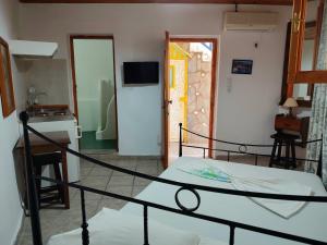 Televisyen dan/atau pusat hiburan di Agla Studio 2 +7 gambar