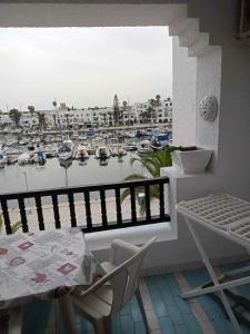 Rõdu või terrass majutusasutuses bungalow S0 port kantaoui