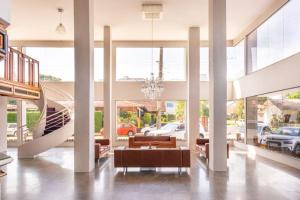 Χώρος καθιστικού στο GoldMen Business Hotel Blumenau