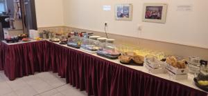 Jídlo v hotelu nebo okolí