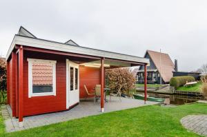 Το κτήριο όπου στεγάζεται  η παραθεριστική κατοικία