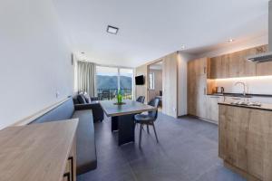 Kuchyň nebo kuchyňský kout v ubytování Thalerhof Naturae Montes Ritten