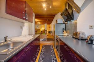 Imagem da galeria de Ferienhaus Störzel - Wohnung B em Hundheim