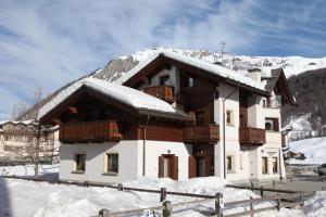 Nespecifikovaný výhled na hory nebo výhled na hory při pohledu z apartmánu