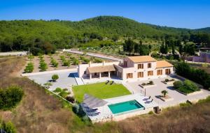 an aerial view of a house with a pool at Pula Bonavista Ref 140 in Costa des Pins