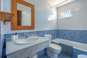 Koupelna v ubytování Casa Mirador Alquería + 16 fotografií