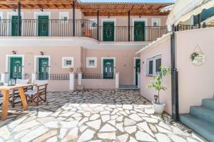 Φωτογραφία από το άλμπουμ του Spyridoula Studio 11 στην Παλαιοκαστρίτσα