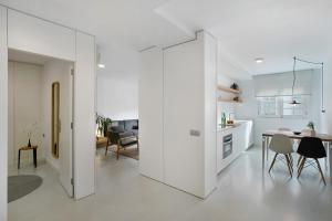 Kuchyň nebo kuchyňský kout v ubytování Apartamento La Alameda