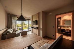 TV a/nebo společenská místnost v ubytování Apartment Oberhaslerhof