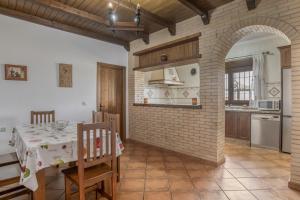 Kuchyň nebo kuchyňský kout v ubytování Casa Carmelo Conil 1