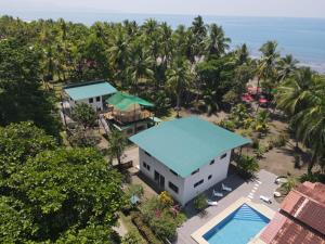 Φυσικό τοπίο κοντά σε οργανωμένο κάμπινγκ