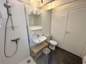 Phòng tắm tại Westhinder II H28 +13 ảnh