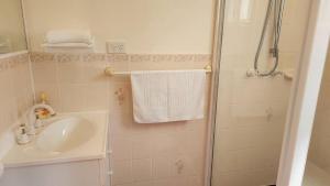 Gallery image of Sought After Location in Berrara +9 photos