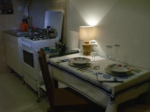 A kitchen or kitchenette at A un Passo dai Sassi