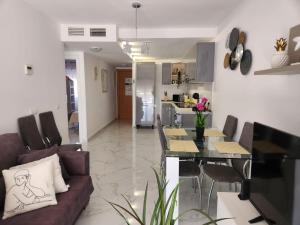 Χώρος καθιστικού στο Apartment in Vera with rooftop pool