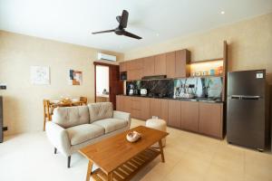 Kuchyň nebo kuchyňský kout v ubytování Villa Akuta