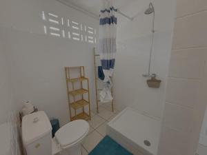 Ένα μπάνιο στο Fleur de Lys