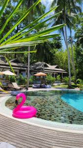 Bazén v ubytování Marilyn’s Resort Koh Samui nebo v jeho okolí + 37 fotografií