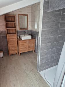 Fotografie z fotogalerie ubytování Maison 3 chambres v destinaci Benoîtville