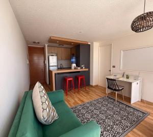 Kuchyň nebo kuchyňský kout v ubytování Departamento A pasos de casino Antay