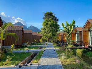 Nespecifikovaný výhled na hory nebo výhled na hory při pohledu z rezortu