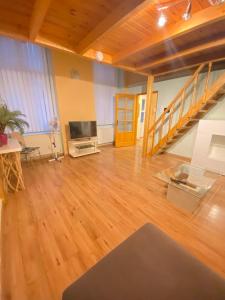 Μια τηλεόραση ή/και κέντρο ψυχαγωγίας στο Chocolate in the hearth of Budapest