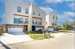 Budova, kde se prázdninový dům nachází