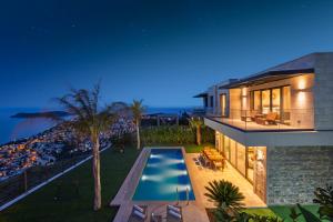 Πισίνα στο ή κοντά στο Villa Aktürk