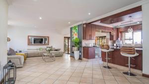 Η κουζίνα ή μικρή κουζίνα στο G & H guest house