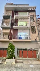 Balkón nebo terasa v ubytování KHS Arunachala